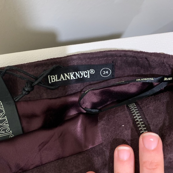 Blank NYC Women's Burgundy Mini Skirt With Side Slit 24 NWT - Picture 4 of 5